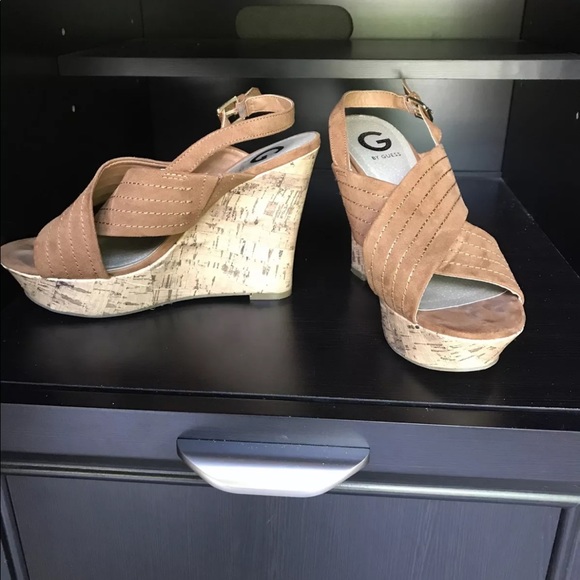 GUESS Leather & Cork Wedge Heel Sandal Brown 8_492 - Picture 2 of 4